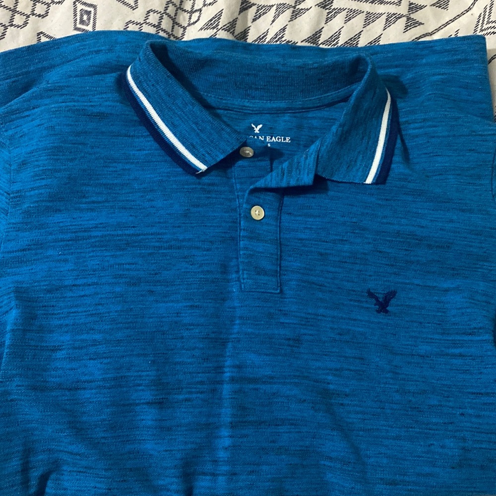 Mens Medium American Eagle polo